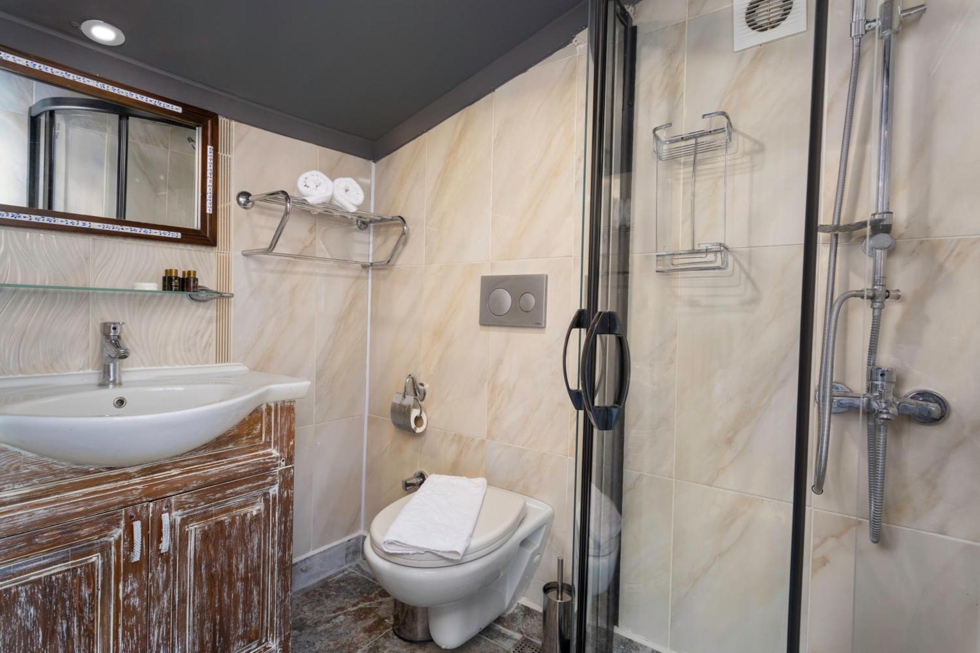 Wonder Wood Hotel Istanbul Eksteriør bilde