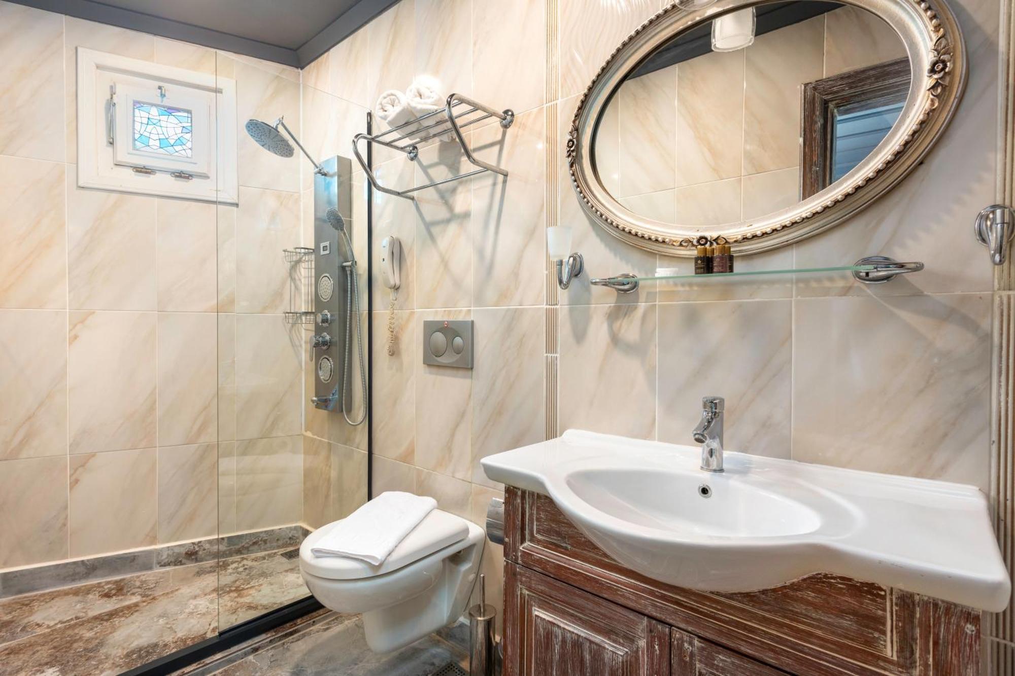 Wonder Wood Hotel Istanbul Eksteriør bilde